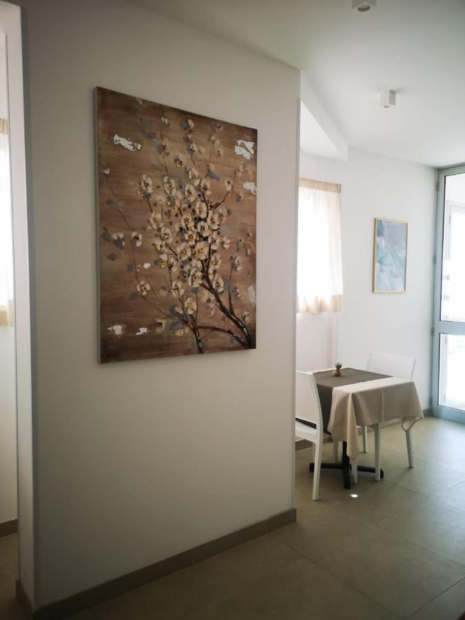Hotel Mare Blu Torre dell'Orso Eksteriør billede